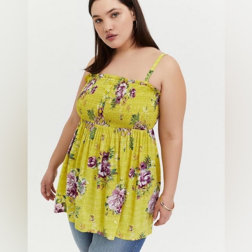 Torrid Women’s Babydoll Challis Smocked Floral Cami Blouse Top. Size 3X